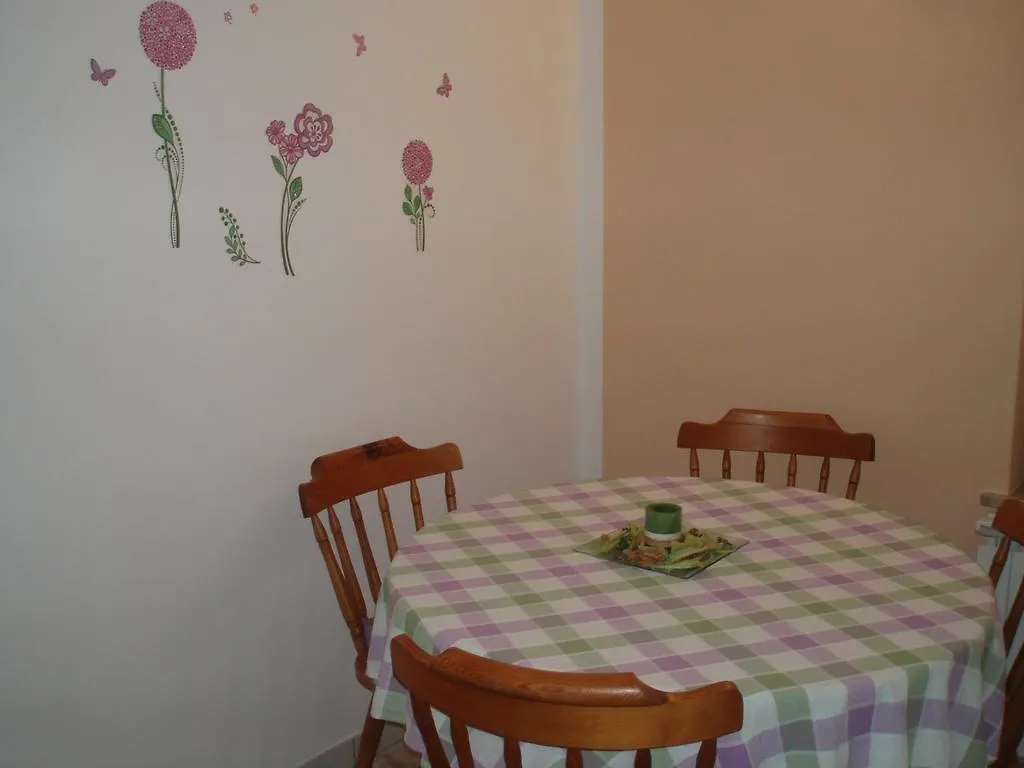 Apartment Fazana 11 Stinjan