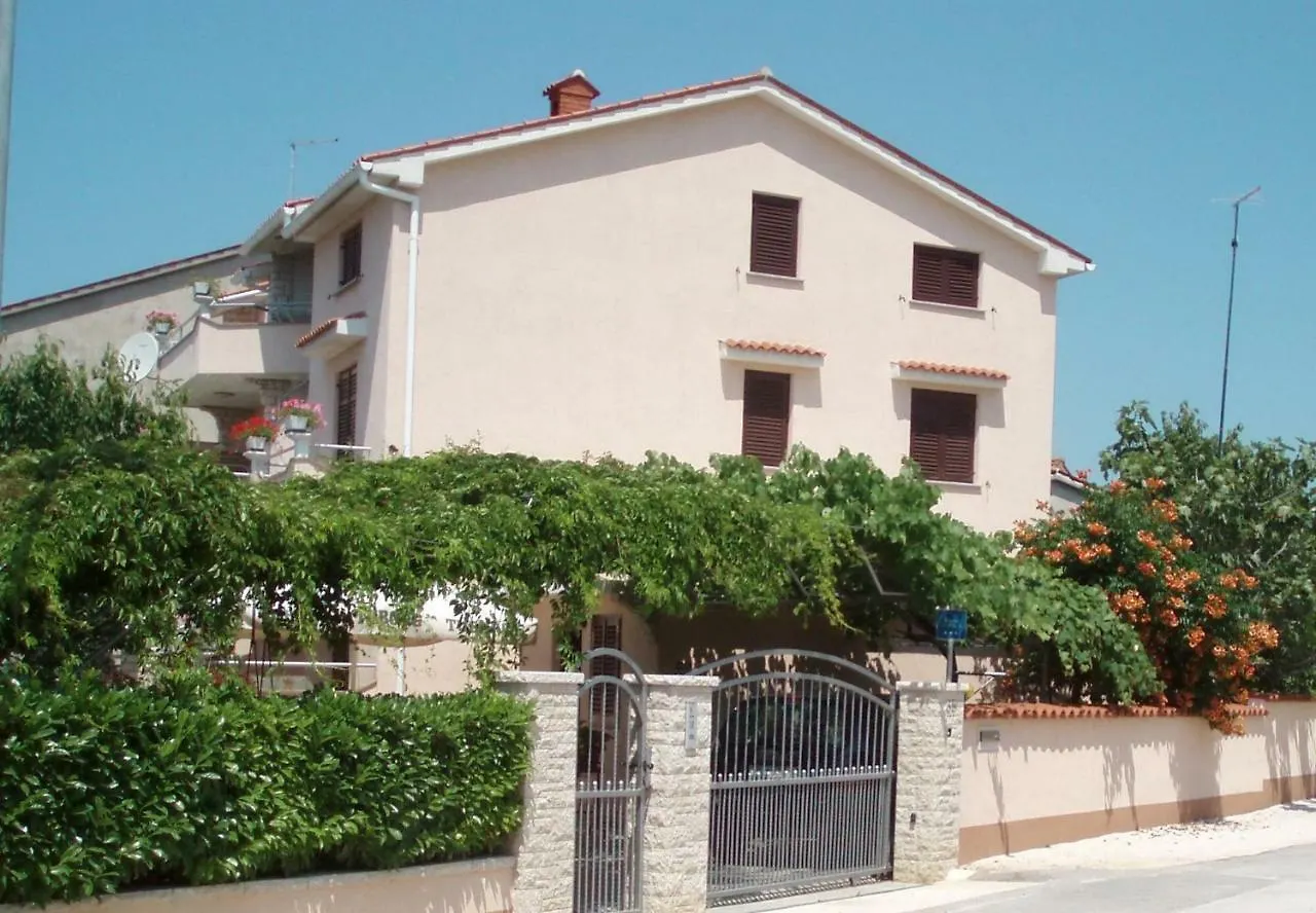 Apartment Fazana 11 Stinjan Croatia